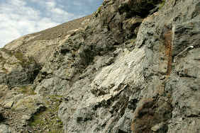  La roche a ete minee