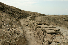  Passage de l eau garanti par ce mur - 2004