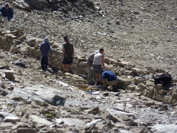  Chantier du mur de Riou Beyrou en 2010