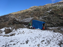  La cabane se rechauffe peu a peu
